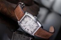 The DAVOSA Evo 1908 Automatic harks back to the era of the first moulded cases